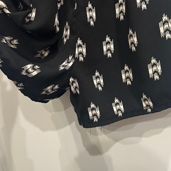 Ing Black and Cream Patterned Jumpsuit - Picture 6 of 7